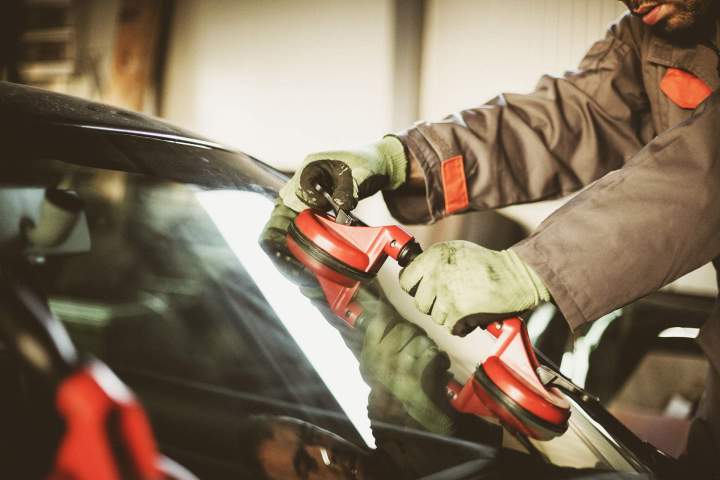 Pose de pare-brise Escatalens